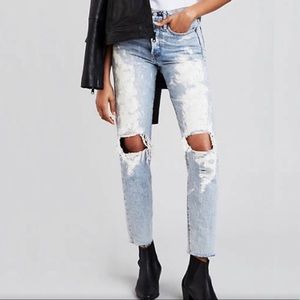 NWOT Levi’s Rolling Stone Limited Edition Wedgie Jeans